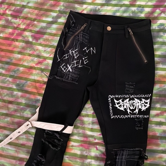 SOLD patch strap black skinny pant XS S - Picture 2 of 7